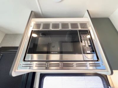 2027 Winnebago EKKO — photo 10 view