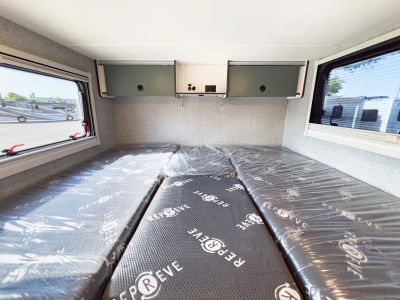 2027 Winnebago EKKO — photo 18 view