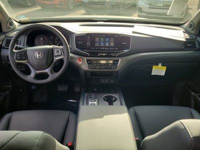 2026 Honda Ridgeline — photo 13 view