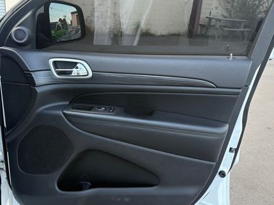 2021 Jeep Grand Cherokee - Photo 16