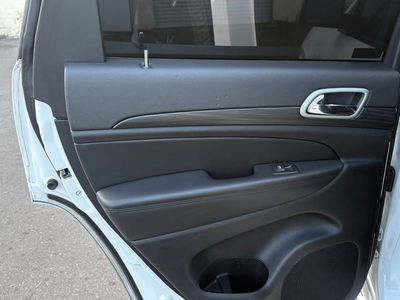 2021 Jeep Grand Cherokee - Photo 12