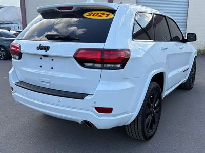 2021 Jeep Grand Cherokee - Photo 3