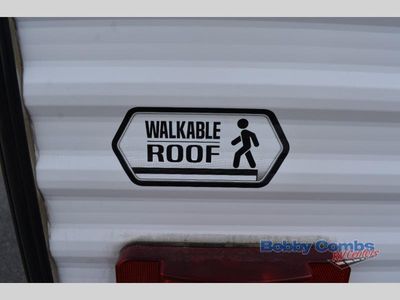 2026 Keystone Hideout Sport Double Axle — photo 9 view