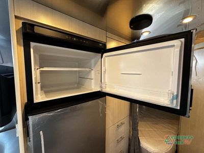 2026 Airstream Flying Cloud - Photo 28