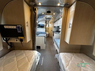 2026 Airstream Flying Cloud - Photo 39