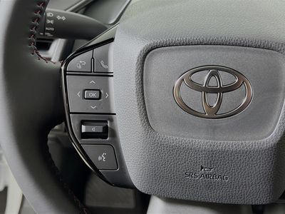 2026 Toyota Prius Plug-In Hybrid — photo 16 view