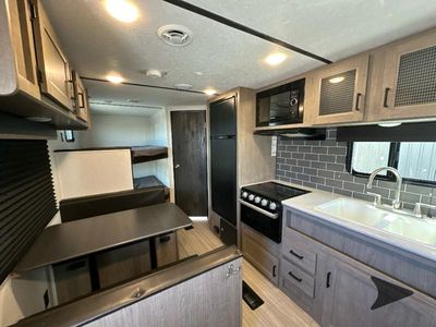 2021 Keystone RV Hideout - Photo 12