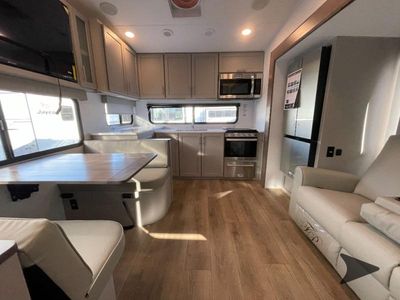 2026 Alliance RV Avenue All-Access — photo 9 view