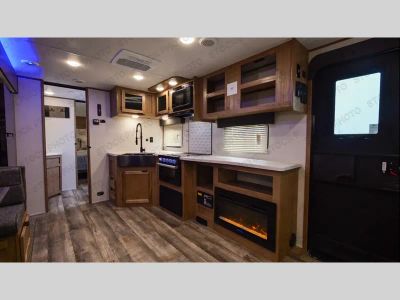 2024 Forest River RV Cherokee Alpha Wolf - Photo 4
