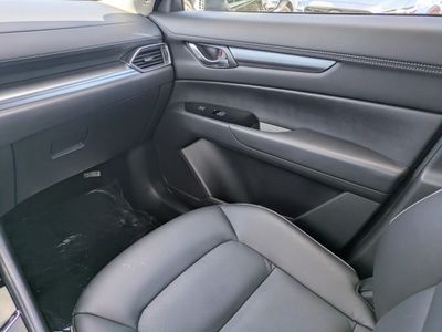 2025 Mazda CX-5 — photo 14 view
