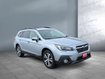 2019 Subaru Outback — photo 8 view