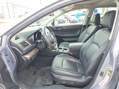 2019 Subaru Outback — photo 9 view