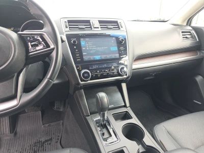2019 Subaru Outback — photo 13 view