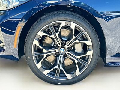 2026 BMW 3 Series — photo 26 view