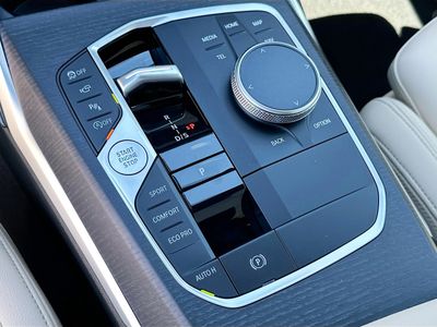 2026 BMW 3 Series — photo 14 view