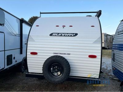 2026 Sunset Park SunRay — rear three-quarter view