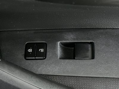 2024 Toyota Corolla — photo 28 view