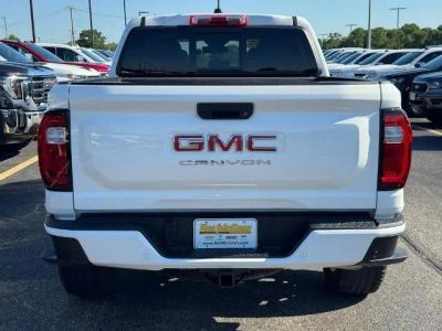 2025 GMC Canyon — detail view