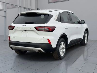 2024 Ford Escape — detail view