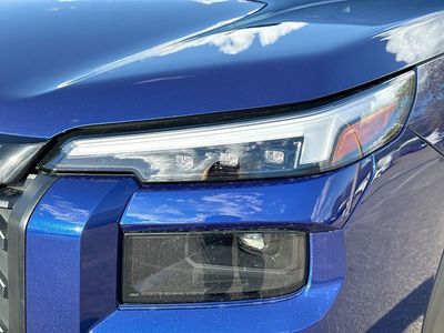2026 Subaru Outback — photo 9 view