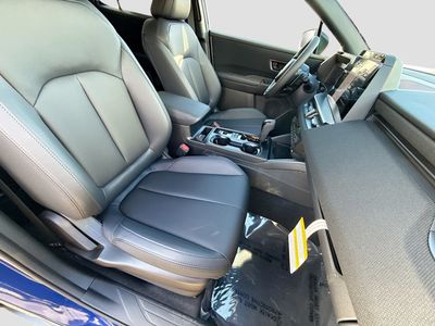 2026 Subaru Outback — photo 14 view