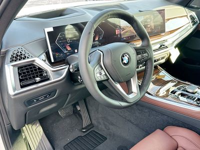 2026 BMW X5 — photo 7 view
