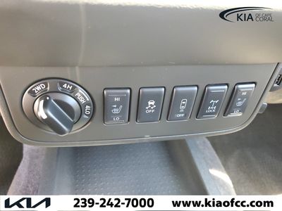 2017 Nissan Frontier - Photo 27