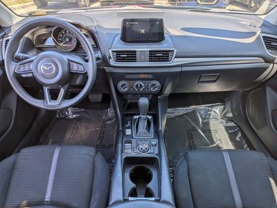 2017 Mazda Mazda3 4-Door — photo 14 view