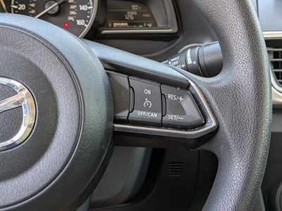 2017 Mazda Mazda3 4-Door — photo 23 view