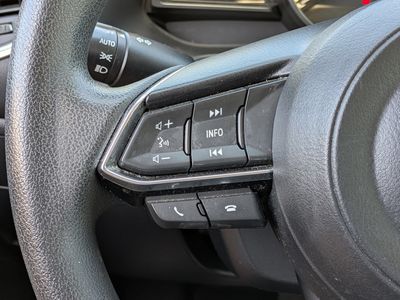 2017 Mazda Mazda3 4-Door — photo 22 view