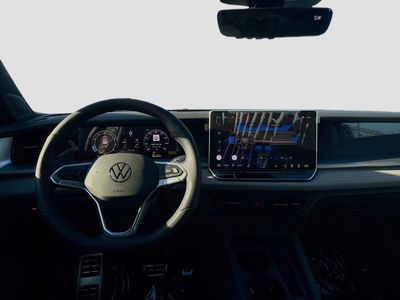 2026 Volkswagen Tiguan — photo 17 view