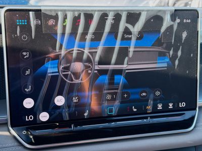 2026 Volkswagen Tiguan — photo 14 view