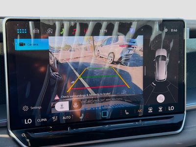 2026 Volkswagen Tiguan — photo 13 view