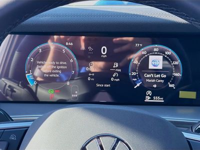 2026 Volkswagen Tiguan — photo 11 view