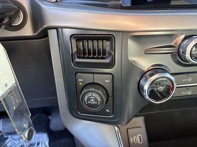 2026 Ford F-150 — photo 25 view