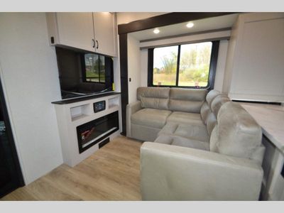 2026 Jayco Seismic - Photo 9