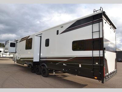 2026 Jayco Seismic - Photo 3