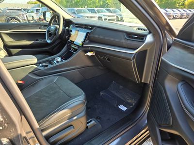 2026 Jeep Grand Cherokee - Photo 30