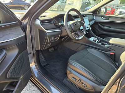 2026 Jeep Grand Cherokee - Photo 15