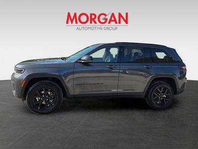 2026 Jeep Grand Cherokee - Photo 3