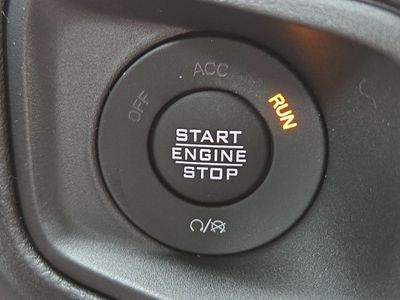 2026 Jeep Wrangler — photo 30 view