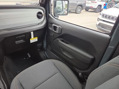 2026 Jeep Wrangler — photo 19 view