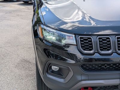 2024 Jeep Compass — photo 10 view