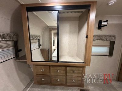 2018 Forest River Rockwood Signature Ultra Lite - Photo 26