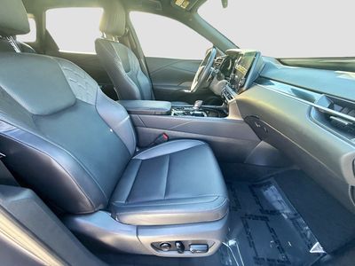 2024 Lexus RX — photo 32 view