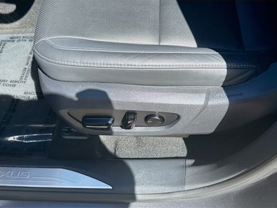 2024 Lexus RX — photo 18 view