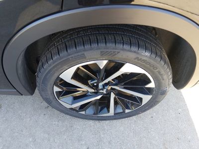 2024 Mitsubishi Outlander — photo 10 view