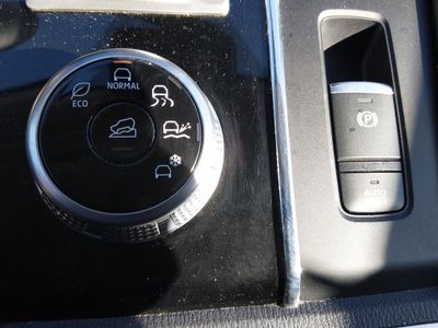 2024 Mitsubishi Outlander — photo 21 view