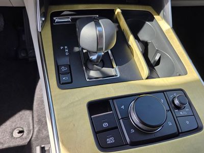 2026 Mazda CX-90 — photo 26 view