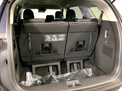 2026 Kia Carnival — detail view
